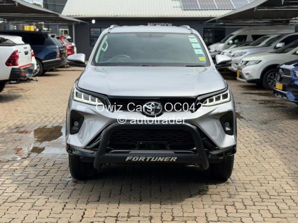 2024 - Toyota  Fortuner