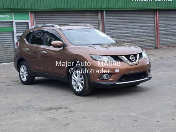 2016 - Nissan  Xtrail