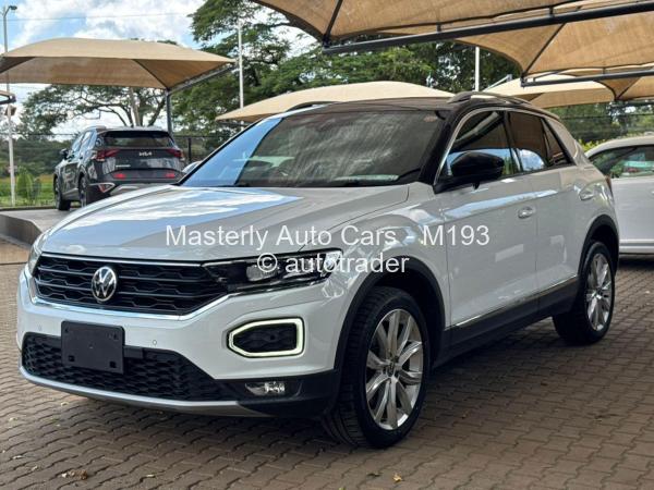 2021 - Volkswagen  T-Cross