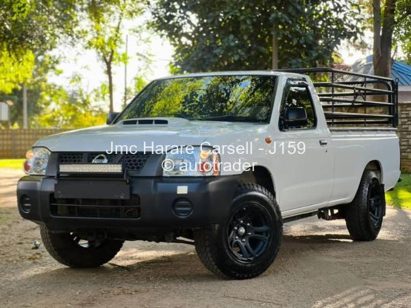 2020 - Nissan  NP300 Hardbody