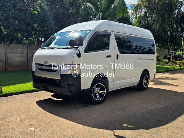 2017 - Toyota  Hiace