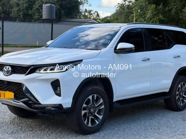 2025 - Toyota  Fortuner