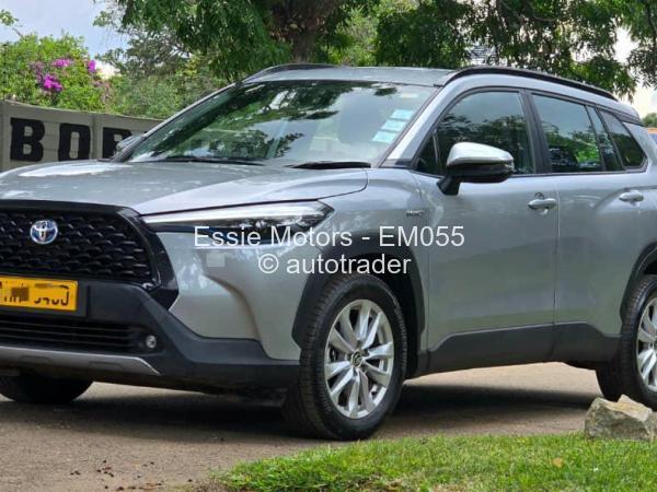 2023 - Toyota  Corolla Cross