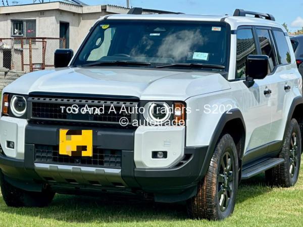 2025 - Toyota  Land Cruiser Prado