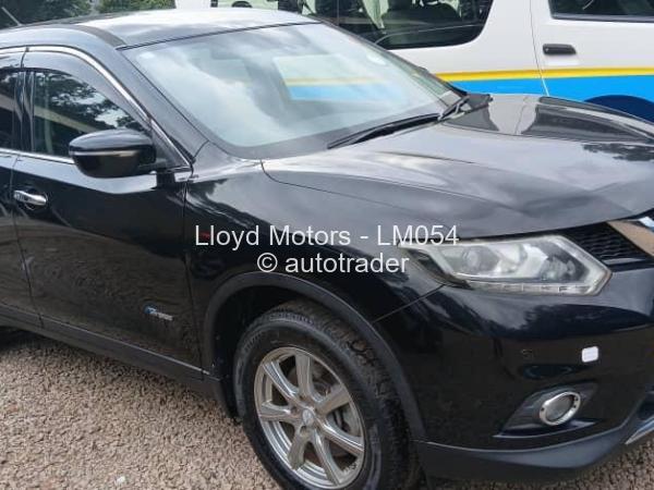 2016 - Nissan  X-Trail