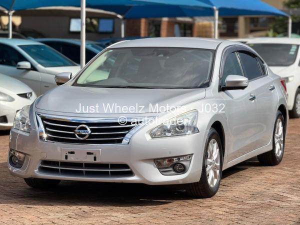 2018 - Nissan  Teana