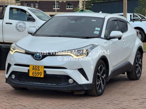 2018 - Toyota  CH-R