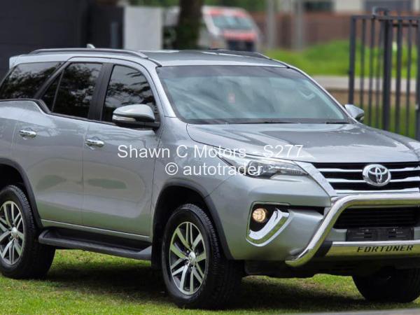 2017 - Toyota  Fortuner