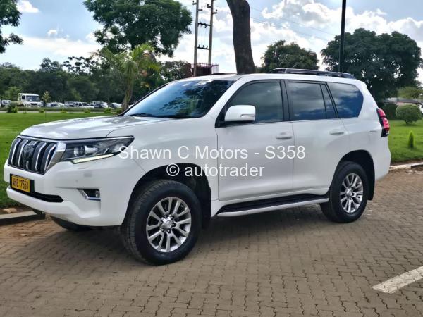 2019 - Toyota  Land Cruiser Prado