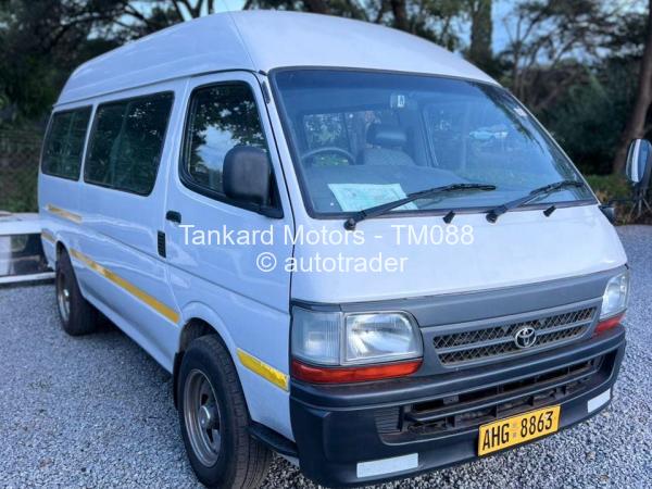 2004 - Toyota  Hiace