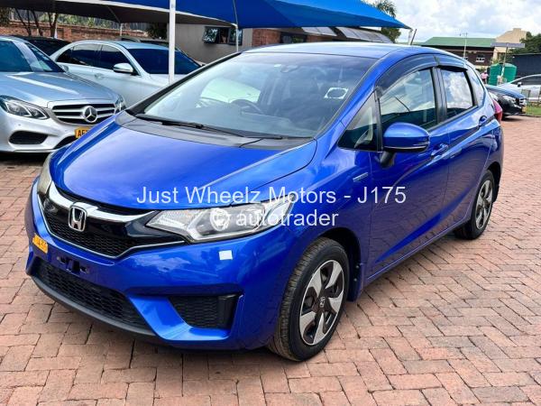 2016 - Honda Fit