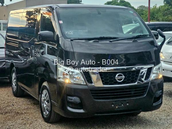 2017 - Nissan  NV350