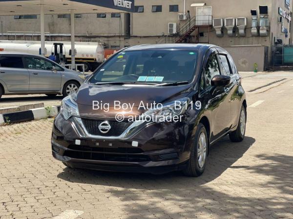 2017 - Nissan  Note