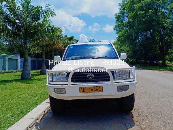 2000 - Toyota  Land Cruiser 100