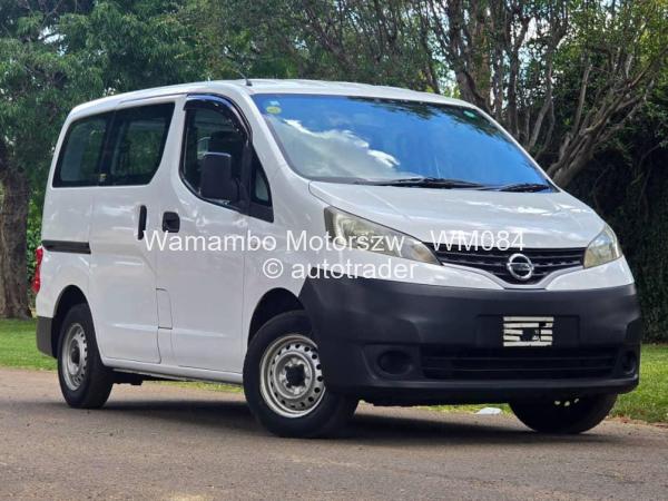 2016 - Nissan  NV200