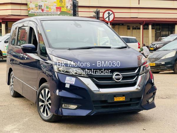 2017 - Nissan  Serena