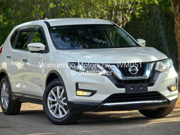 2018 - Nissan  X-Trail