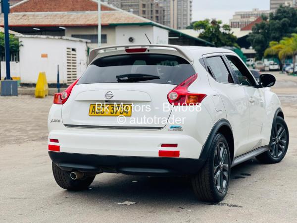 2015 - Nissan  Juke