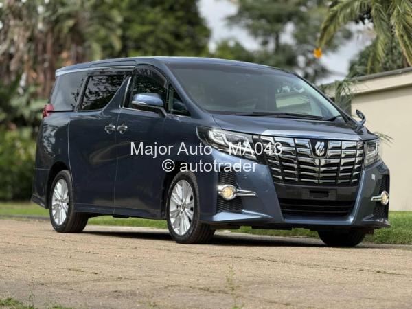 2017 - Toyota  Alphard