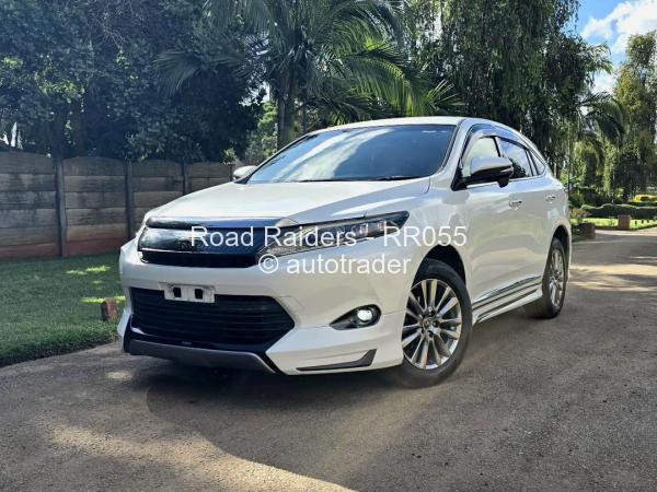 2016 - Toyota  Harrier