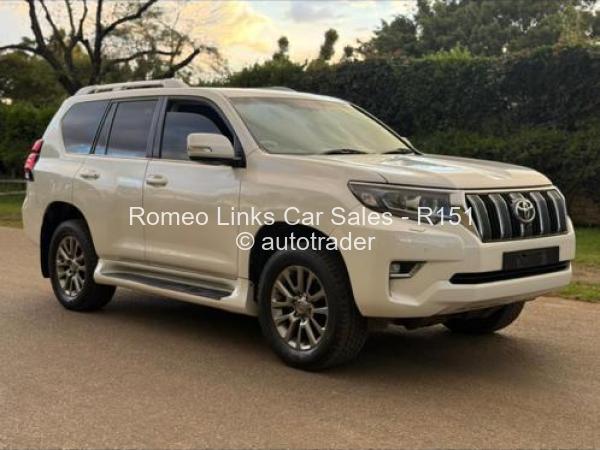 2019 - Toyota  PRADO VXL