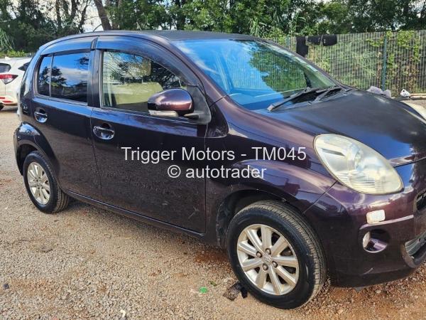 2012 - Toyota  Passo