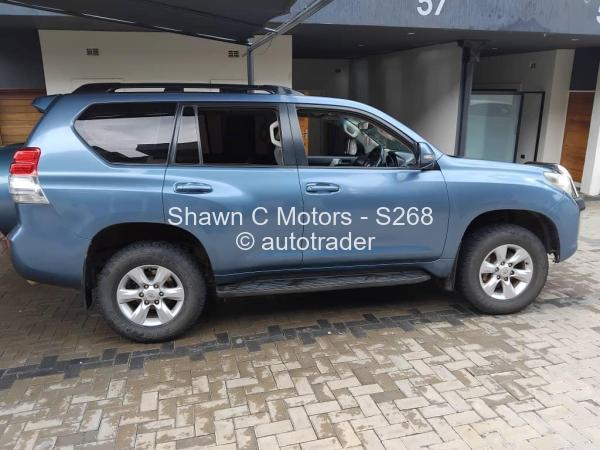2014 - Toyota  Land Cruiser Prado