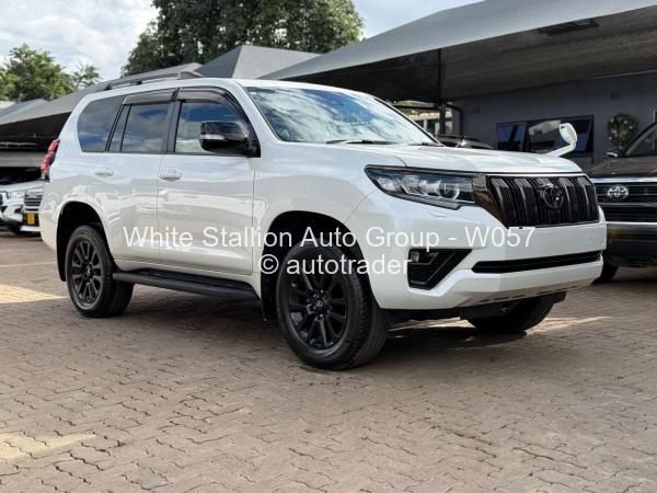 2021 - Toyota  Land Cruiser Prado