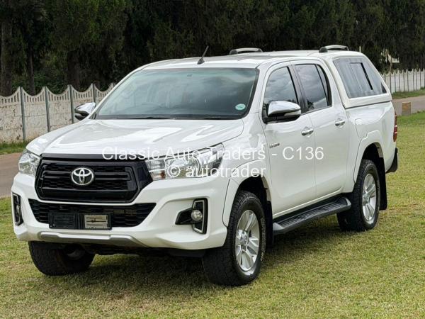 2017 - Toyota  Hilux