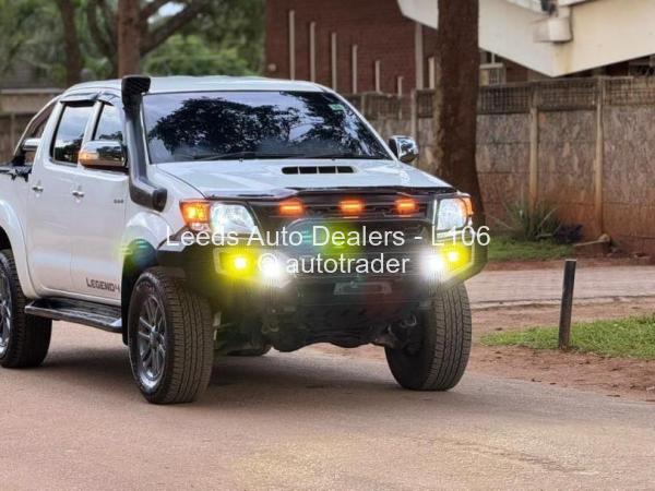 2012 - Toyota  Hilux