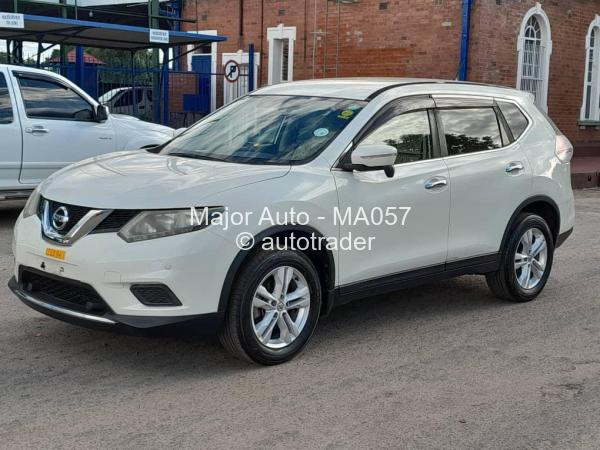 2016 - Nissan  X-Trail