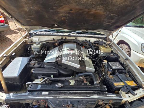 2000 - Toyota  Land Cruiser 100