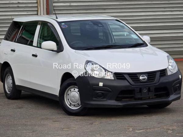 2018 - Nissan  AD Van