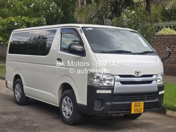 2015 - Toyota  Hiace