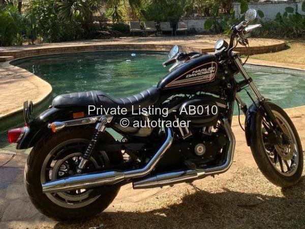  - Harley-Davidson 883 Sportster