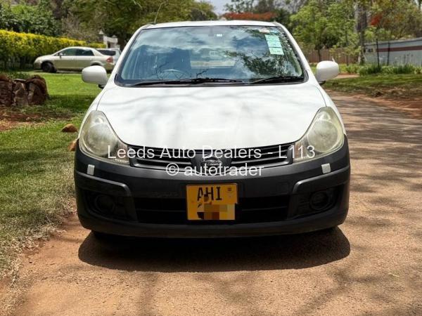 2016 - Nissan  AD Van