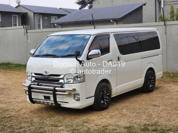 2016 - Toyota  Hiace