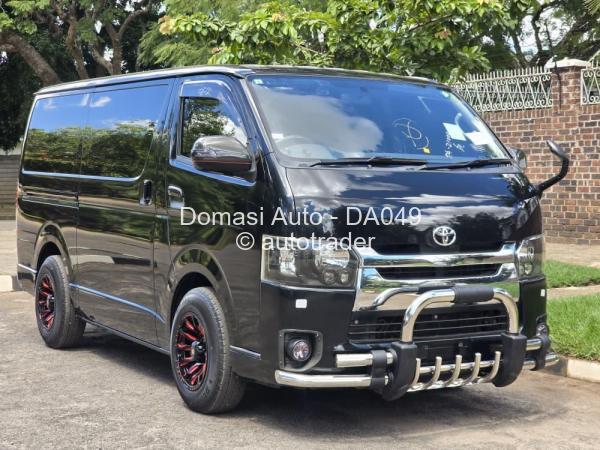 2019 - Toyota  Quantum