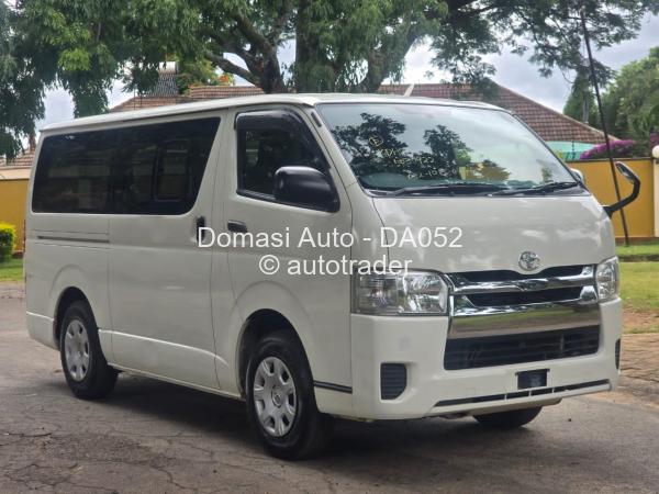 2017 - Toyota  Hiace