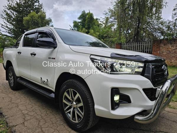 2018 - Toyota  Hilux