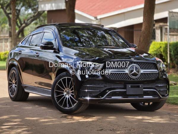 2022 - Mercedes Benz GLE