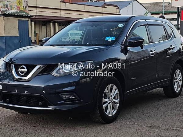 2016 - Nissan  Xtrail