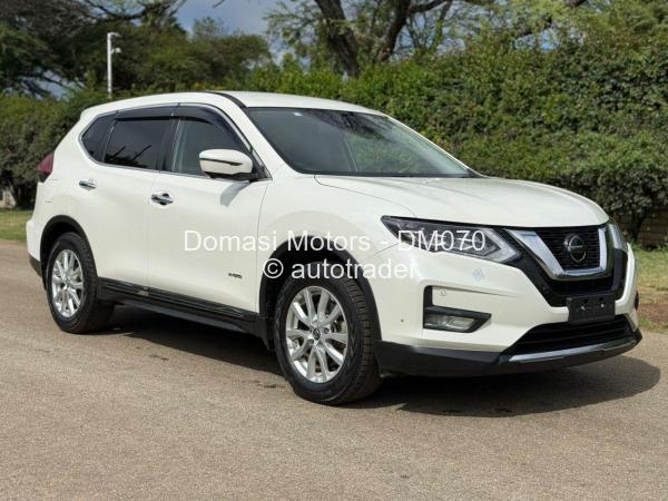 2020 - Nissan  Xtrail