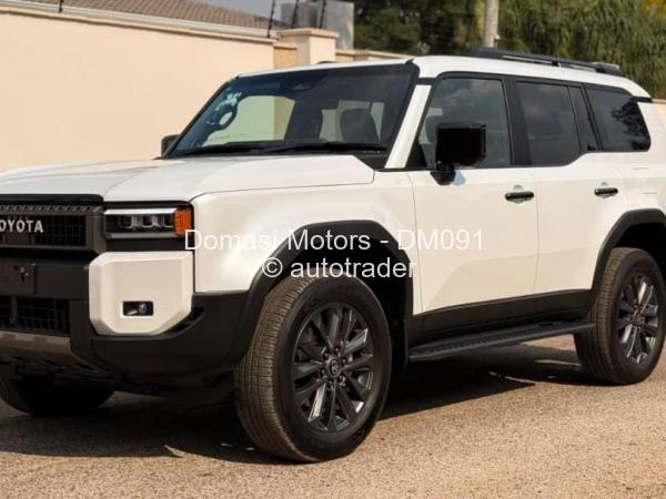 2025 - Toyota  Land Cruiser Prado