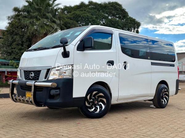 2015 - Nissan  Caravan