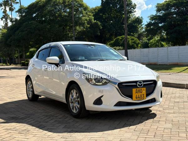 2016 - Mazda  Demio