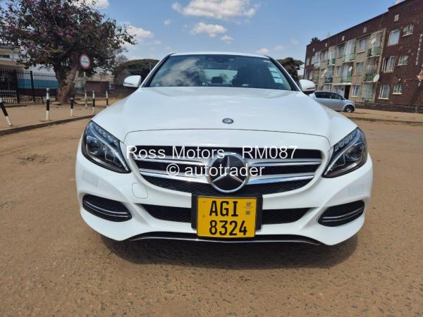 2015 - Mercedes Benz C-Class