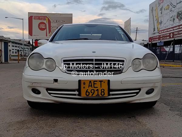 2005 - Mercedes Benz C180