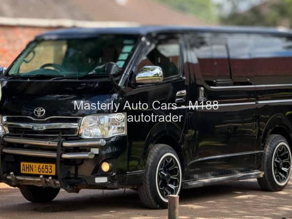 2016 - Toyota  Quantum Mini