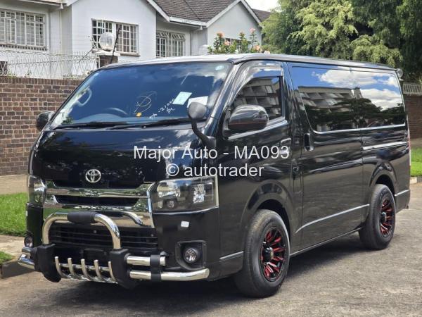 2017 - Toyota  Hiace